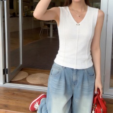 批发实拍 胖mm<b class='q'>大码</b>女装2026短袖夏季新款V领半袖上衣打底衫针织衫