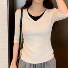 批发实拍 胖mm大码女装2026短袖夏季新款V领半袖上衣<b class='q'>打底衫</b><b class='q'>针织</b>衫