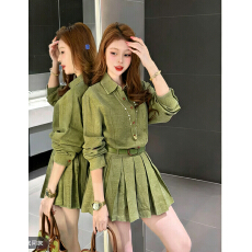 批发2026春季新款两件套收腰<b class='q'>中长款</b>百褶长袖衬衫+短<b class='q'>裤</b>
