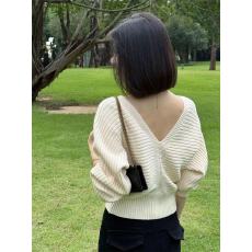 批发文艺风收腰宽松v领<b class='q'>长袖</b>针织衫女新款蝙蝠袖短款内搭打底上衣