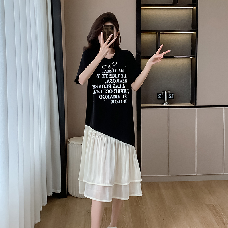 실사 빅 사이즈 여성 의류 2026 여름 새로운 지방 mm 루즈핏 슬림해 보이는 캐주얼 프린트 비즈 박기 패치워크 여성 드레스