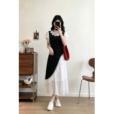 批发实拍大码女装2026夏季新款法式赫本风轻奢简约拼接重工显瘦<b class='q'>连衣裙</b>