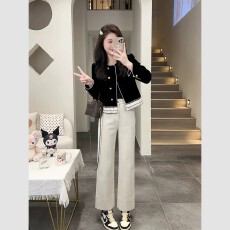 批发2026秋季新款简约流行圆领小香风短款<b class='q'>气质</b>修身小个子减龄百搭外套