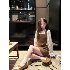 批发鎏金比利弗/焦糖咖羊毛呢子重工<b class='q'>钉珠</b>背心裙千金<b class='q'>连衣裙</b>