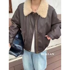 批发新款<b class='q'>韩版</b>时尚老钱风羊羔毛拼接羽绒皮衣外套