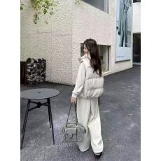 批发新款<b class='q'>韩版</b>立领棉服马甲+高级感时尚百搭加绒卫衣+卫<b class='q'>裤</b>三件套