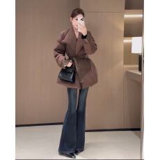 批发新款气质国标50白鸭绒PU皮拼接<b class='q'>高级</b>翻领系带中长款羽绒服外套