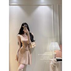 批发新款气质<b class='q'>高级</b>感修身显瘦美拉德风V领针织连衣裙+腰带