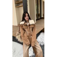 批发新款宽松加厚保暖复古拼接羊羔毛领牛仔外套+高腰阔腿裤套装