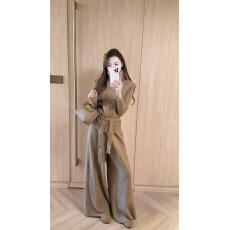 批发新款<b class='q'>韩版</b>时尚气质麻花背心+高领针织打底衫+阔腿裤三件套
