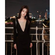 批发新款韩版时尚重工深V拼接抽褶收腰加绒包臀鱼尾<b class='q'>连衣裙</b>