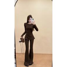 批发新款<b class='q'>韩版</b>气质时尚收腰磨毛不规则上衣+松紧腰修身微喇裤<b class='q'>套装</b>