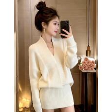 批发新款韩版时尚针织领气质名媛高级感短款<b class='q'>连衣裙</b>