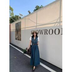 批发新款美式复古百搭<b class='q'>牛仔</b>翻领收腰显瘦长款排扣<b class='q'>牛仔</b>连衣裙+腰带