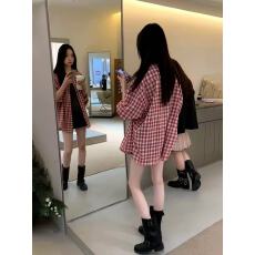 批发新款<b class='q'>宽松</b>设计感慵懒休闲复古红格子polo领防晒衬衫+吊带两件套