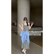 批发新款韩版时尚休闲百搭蓝色刺绣衬衣+灰色吊带<b class='q'>长裙</b>两件套