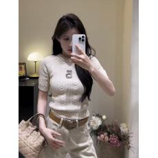 批发新款高级感气质绝美显瘦法式圆领名媛千金风短袖镶钻针织衫