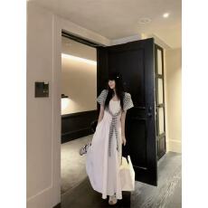 批发新款慵懒风收腰显瘦百搭气质吊带连衣裙+针织披肩两件套