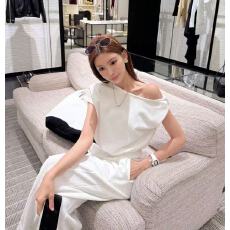 批发新款韩版时尚斜领露肩华夫格短袖T恤+松紧腰直筒阔腿裤<b class='q'>套装</b>