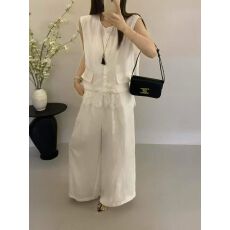 批发新款法式复古独特绝美亚麻马甲+拼接蕾丝休闲裤百搭时髦<b class='q'>套装</b>