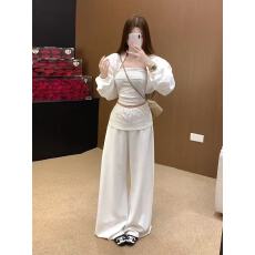 批发新款韩系设计感波点抹胸上衣+开衫+高腰显瘦阔腿裤三件套