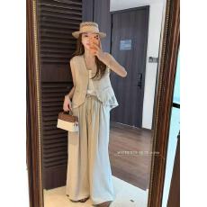 批发新款时尚蕾丝拼接小香风背心马甲+松紧腰阔腿裤两件套