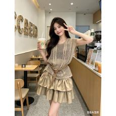 批发新款度假风<b class='q'>镂空</b>针织防晒罩衫+吊带+松紧腰蛋糕裙+腰带4件套