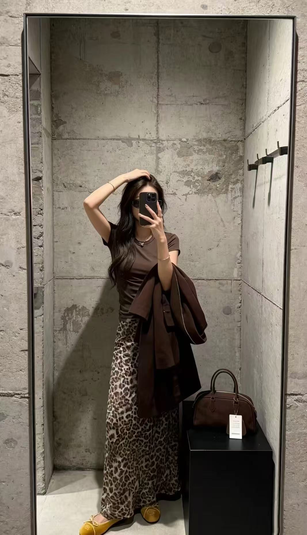 새로운 오래된 돈 바람 패션 핫걸 품격 몸매 가꾸기 쇼트 스타일 맨위 하이웨이스트 쉬폰 레오파드 무늬 반신 치마 세트