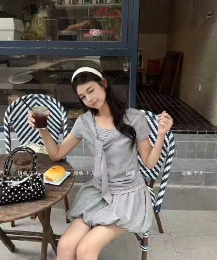 새로운 품격 슬림해 보이는 프랑스식 부드러운 바람 페이크 레이어드 리본 맨위 허리밴드 꽃밭 치마 세트