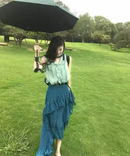 새로운 프랑스식 녹색 프릴 민소매 셔츠 조끼 불규칙 반신 스커트 벨트 3 세트
