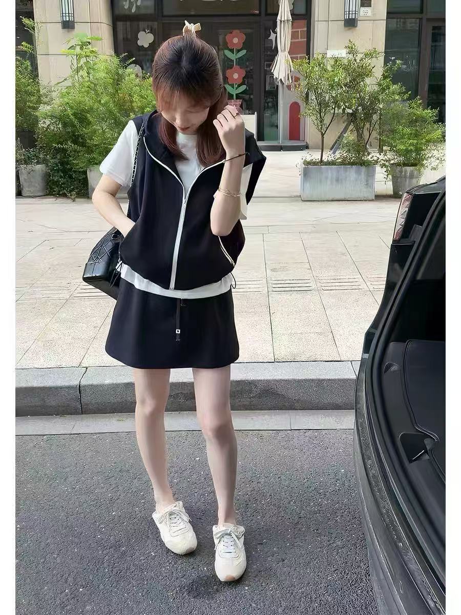 새로운 학원 스타일 운동 스탠드 칼라 민소매 후드 자외선 차단 의류 티셔츠 허리밴드 A라인 스커트 3 세트