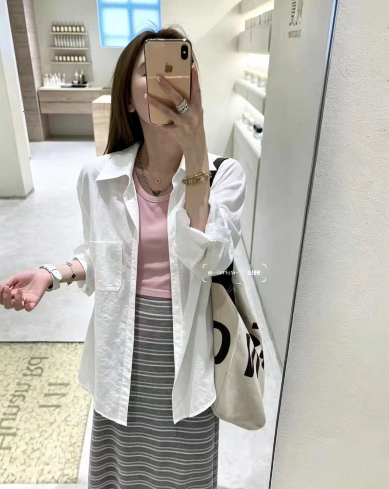 새로운 한국 스타일 패션 루즈핏 자외선 차단 셔츠 조끼 기본 셔츠 허리밴드 스트라이프 치마 3종 세트
