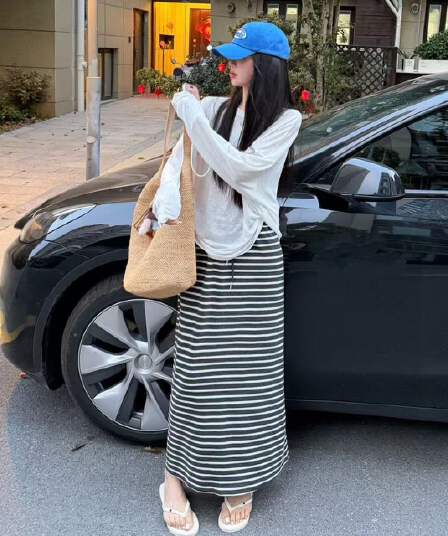 새로운 한국 스타일 패션 뒤로 홀로우 아웃 자외선 차단 블라우스 트임 허리밴드 스트라이프 반신 스커트 투피스 세트