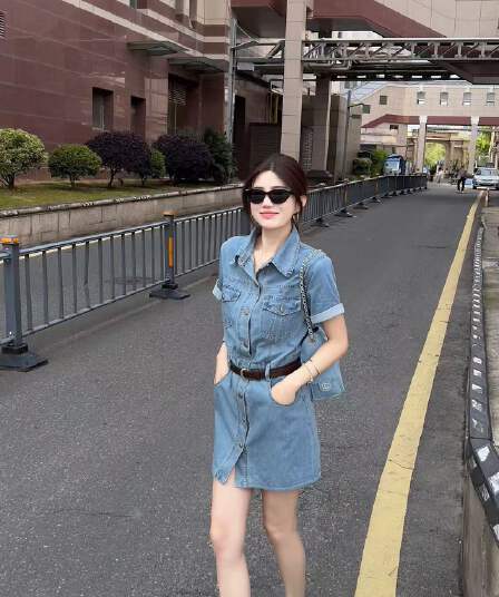 새로운 고급 센스 패션 허리 수축 슬림해 보이는 아메리칸 POLO 칼라 반팔 워크웨어 데님 드레스