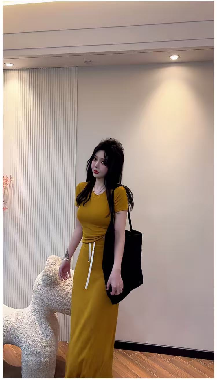 새로운 핫걸 디스플레이 몸 몸매 가꾸기 라운드 넥 쇼트 스타일 맨위 허리밴드 펌프 로프 반신 스커트 투피스 세트