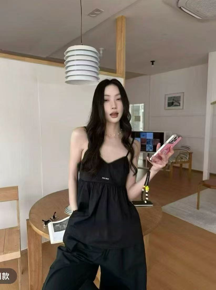 새로운 한 스타일 캐주얼 바람 루즈핏 순수한 욕망 슬립 쇼트 스타일 맨위 허리밴드 와이드 레그 팬츠 투피스 세트