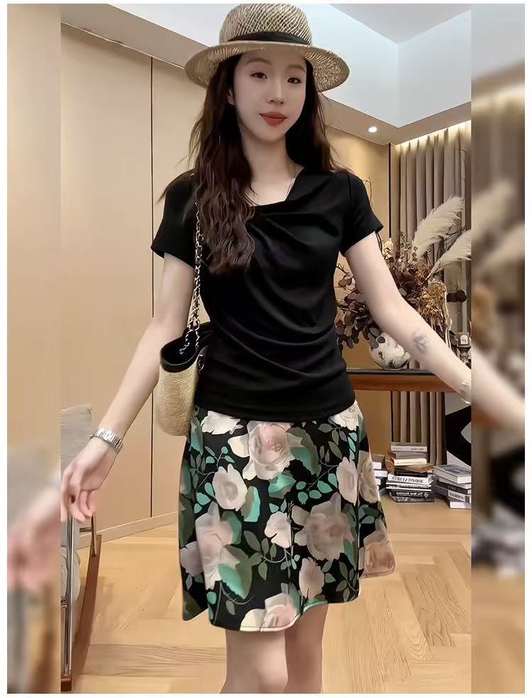 새로운 타이트 슬림해 보이는 낮은 네크라인 이슬 쇄골 달콤한 핫걸 미니멀리즘 맨위 하이웨이스트 프린트 반신 치마 세트