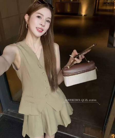 새로운 패션 고급 맞춤 작은 샤넬 스타일 허리 수축 베스트 하이웨이스트 플리츠 미니 스커트 브로치 3 세트
