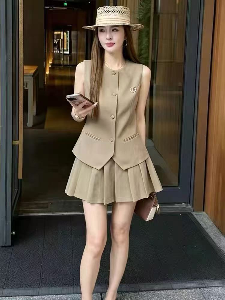 새로운 패션 고급 맞춤 작은 샤넬 스타일 정장 베스트 하이웨이스트 플리츠 미니 스커트 브로치 3 세트