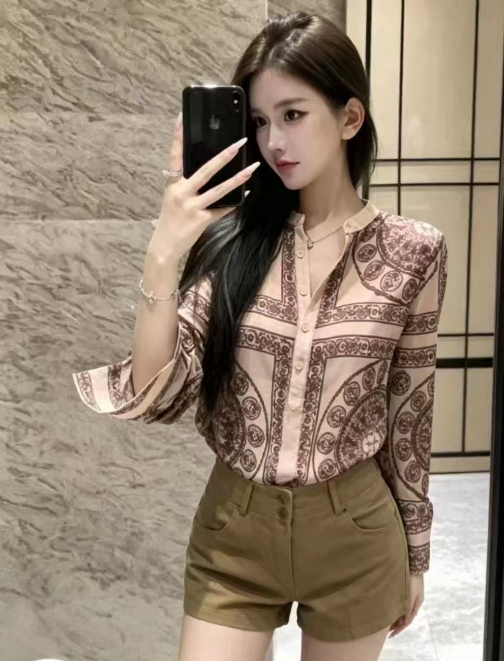새로운 패션 오래된 돈 느슨함 센스 레트로 프린트 쉬폰 셔츠 하이웨이스트 슬림해 보이는 반바지 세트