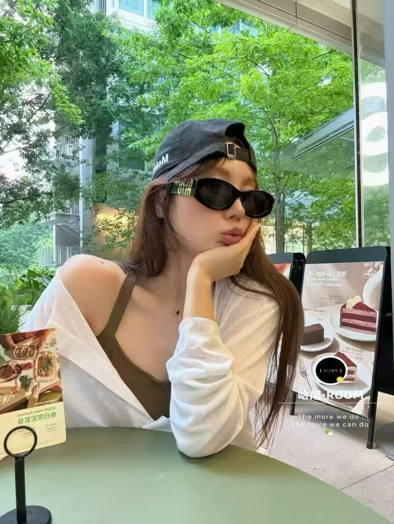 새로운 한국 스타일 패션 루즈핏 자외선 차단 긴팔 티셔츠 행침 목 조끼 치마 세트