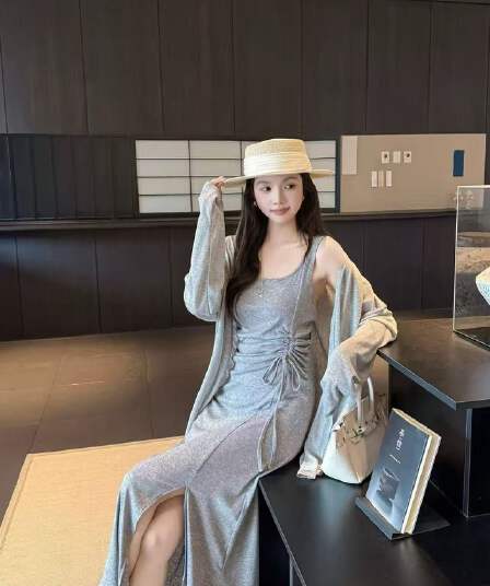 새로운 얇은 스타일 자외선 차단 오픈 가디건 섹시함 트임 펌프 Pleat 허리 수축 슬림해 보이는 슬립 드레스 투피스 세트