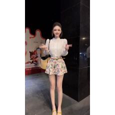批发新款韩版时尚气质简约拼接花边衬衫+高腰<b class='q'>碎花</b><b class='q'>短裤</b>+腰带3件套