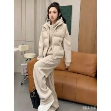 批发韩版休闲运动风加厚加棉连帽<b class='q'>卫衣</b>+立领马甲+加绒阔腿裤三件套