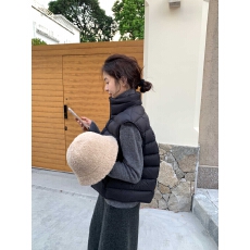 批发简约日常<b class='q'>通勤</b>经典大排骨羽绒马甲新国标90白鸭绒百搭上衣外套