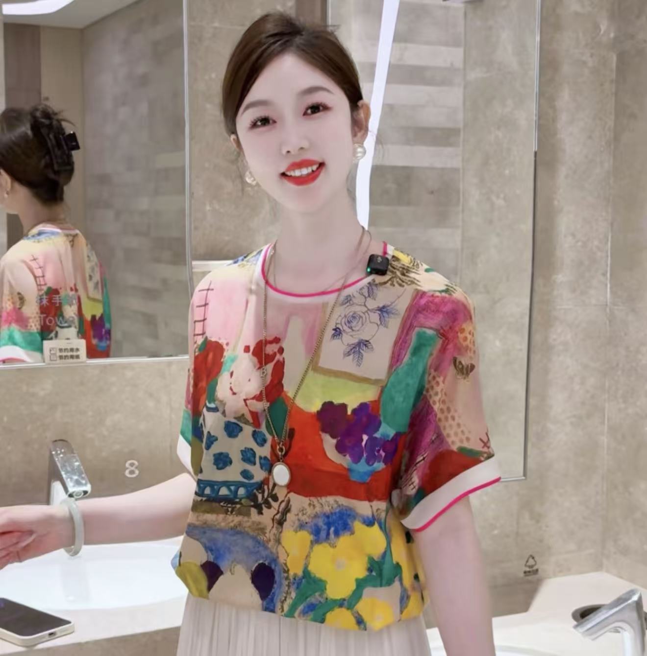 맑은 창 꽃 패션 품격 라운드 넥 다용도 여름 섹션 반팔 슬림해 보이는 루즈핏 티셔츠 맨위 프린트 표지 배