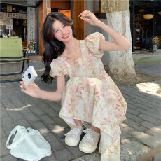 实拍 现 2026孕妇装夏季新款碎花露背甜美连衣裙