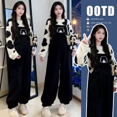 批发实拍优质原版优质正版孕妇珊瑚绒上衣猫猫<b class='q'>背带裤</b>套装可居家可外传