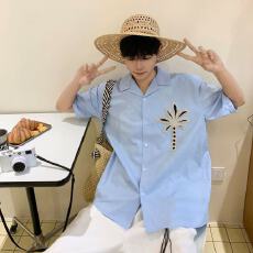 批发2025夏季新款设计感简约百搭潮牌男士短袖衬衫时尚男宽松休闲衬衣