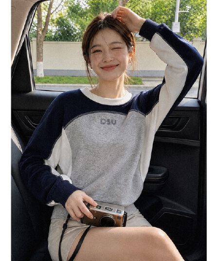 실사 재고 있음 가을 신제품 배색 패치워크 캐주얼 루즈핏 라운드 넥 후드티 여성 아메리칸 레트로 털 서클 순면
